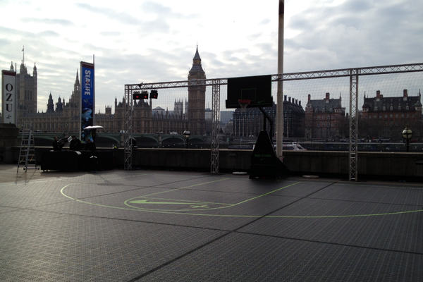 Nike-Basketball-Court-on-the-River-Thames