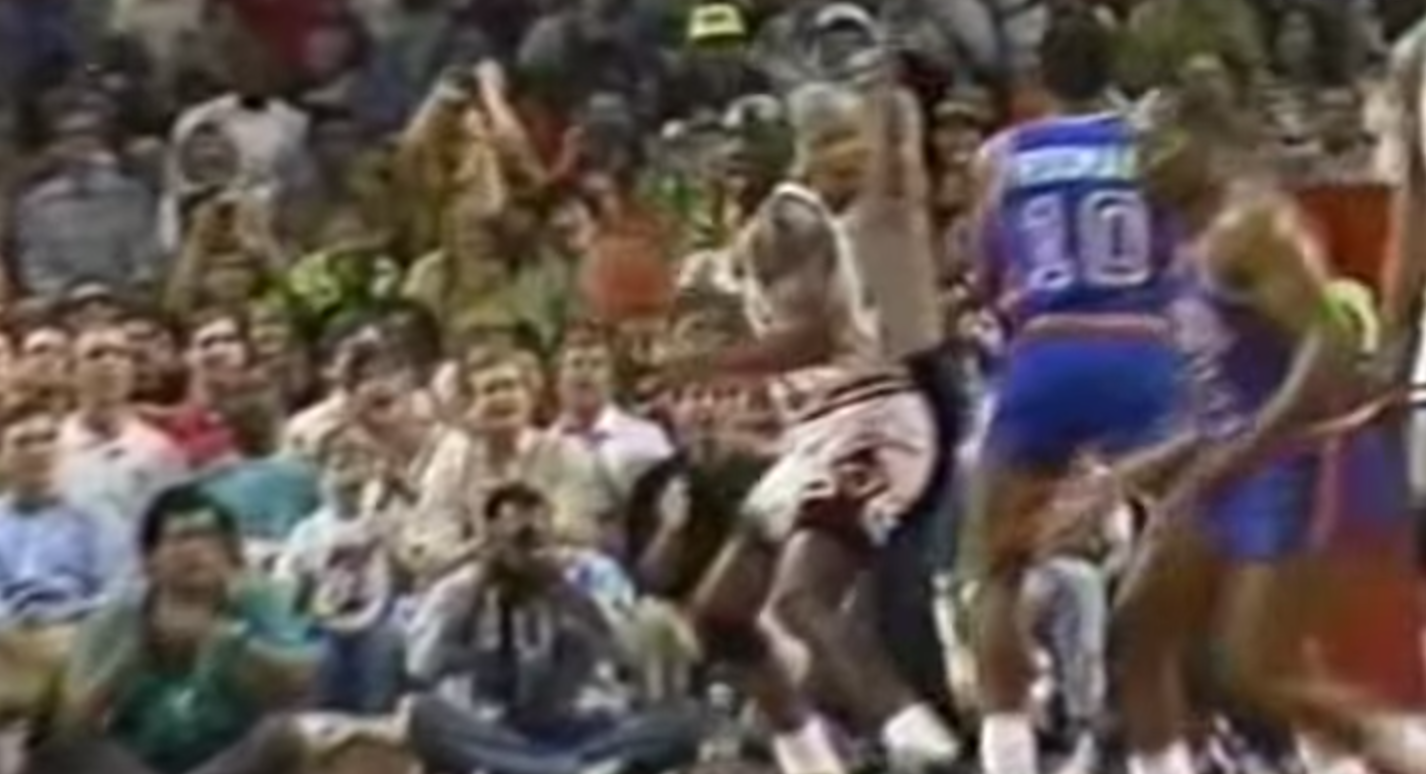 Michael Jordan vs Dennis Rodman